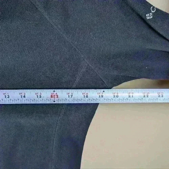 Large  Women's Columbia Fleece Sweatshirt - Picture 2 of 11